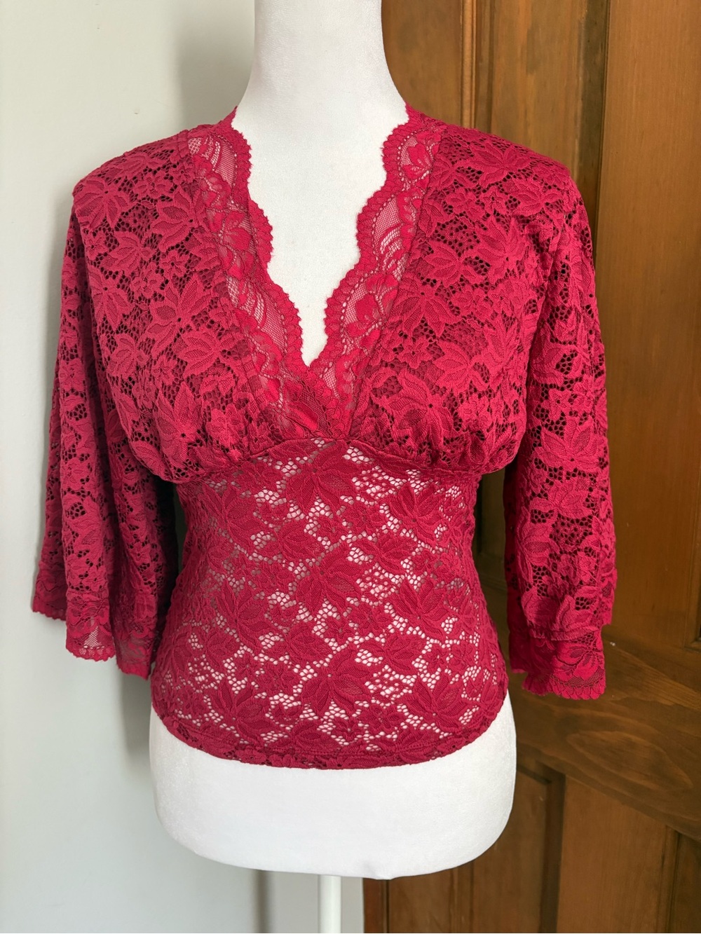 NEW CIDER Women's Size Small Top Long Sleeve Lace Floral Print Top Burgundy Red